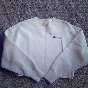 Cropped Champion crew neck